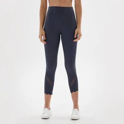 Breathable Cropped Trousers for Women's Sports Wear