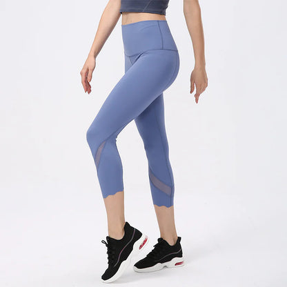 Breathable Cropped Trousers for Women's Sports Wear