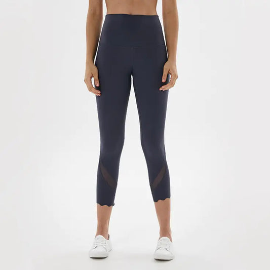 Breathable Cropped Trousers for Women's Sports Wear